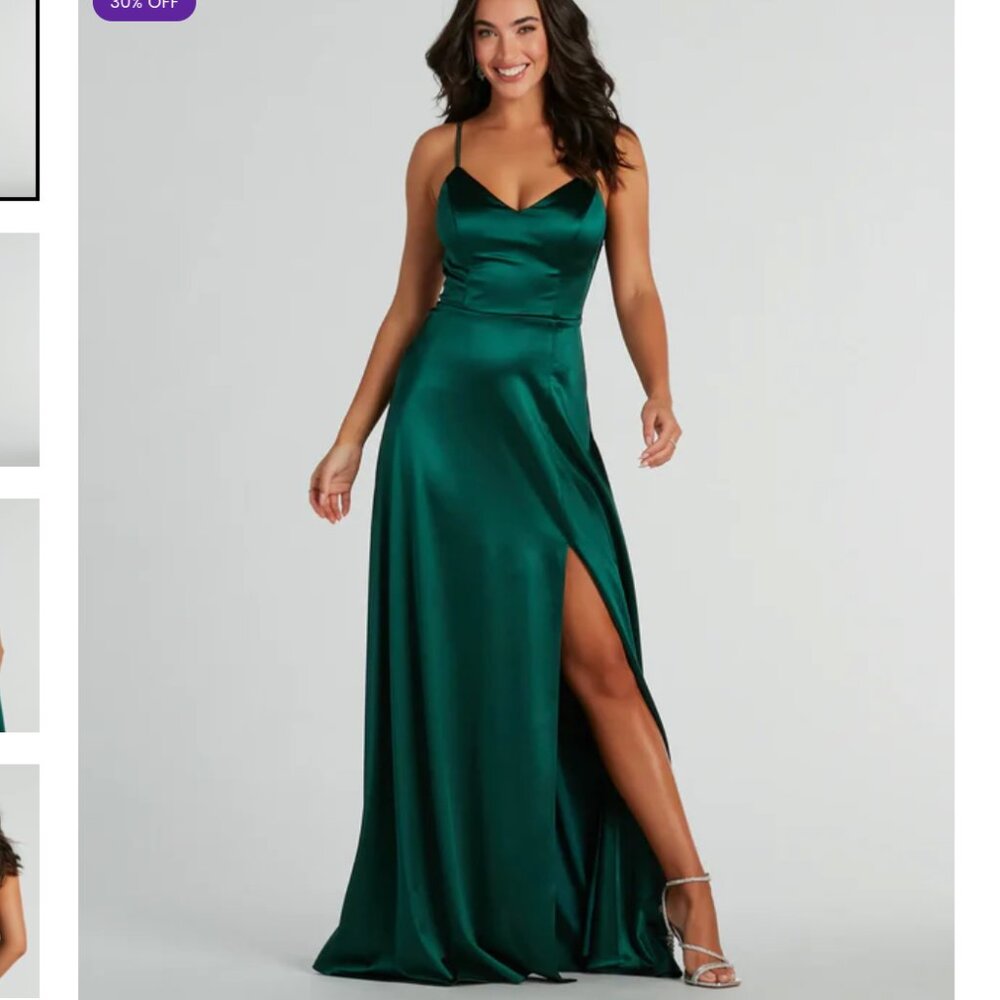 Ansley V-Neck Lattice A-Line Satin Formal Dress (NWT) SIZE 11